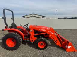 Kubota L3902HST – 37.5HP Compact Tractor – 11610