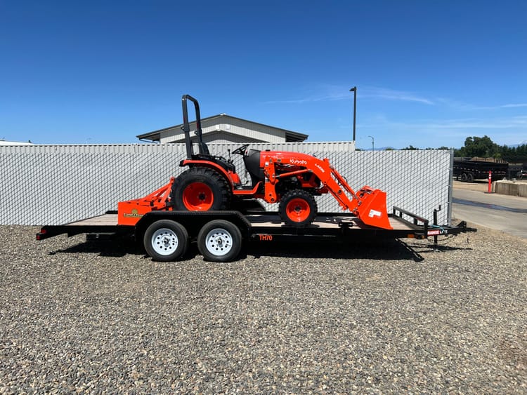 Kubota LX2620 Package Deal
